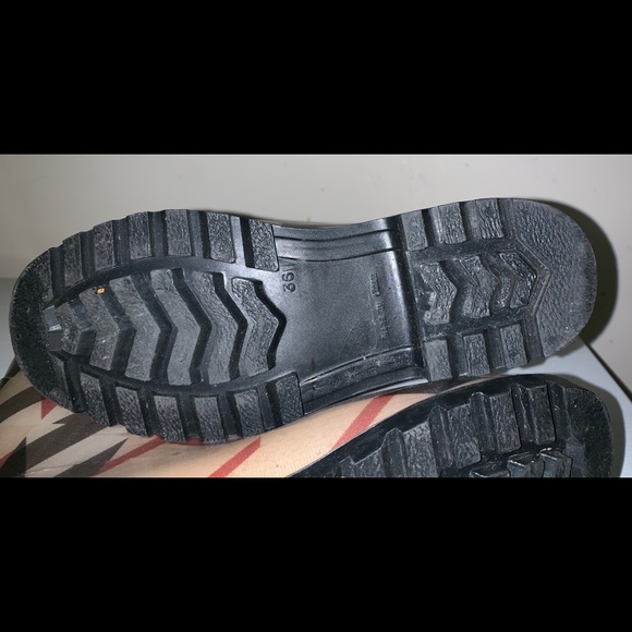 Burberry Rain Boots  Size 36 - Picture 7 of 8